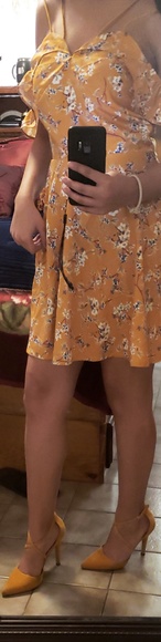 Dress - Picture 2 of 2